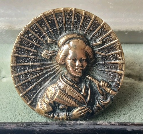 Antiker knopf geisha motiv - knopf,