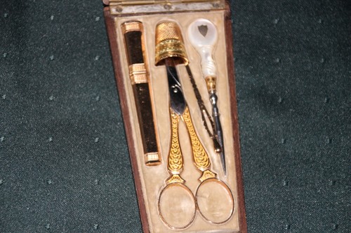 Necessaire 750 gold - 750,