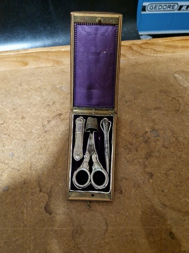 Antikes silber nähset etui - antikes, im