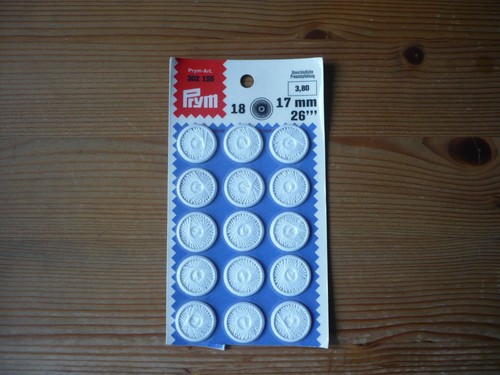 Stück alte wäscheknöpfe - 15,